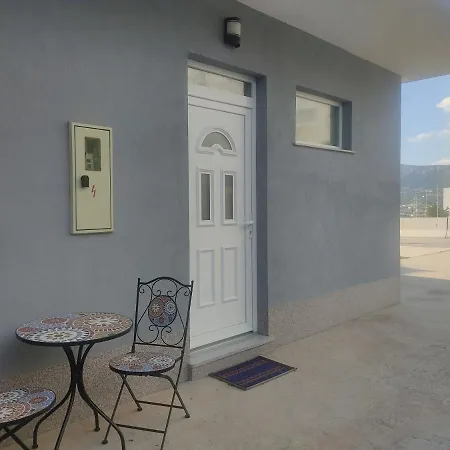 Apartment Gogo, Free Parking, Self Check-In Split Exterior photo